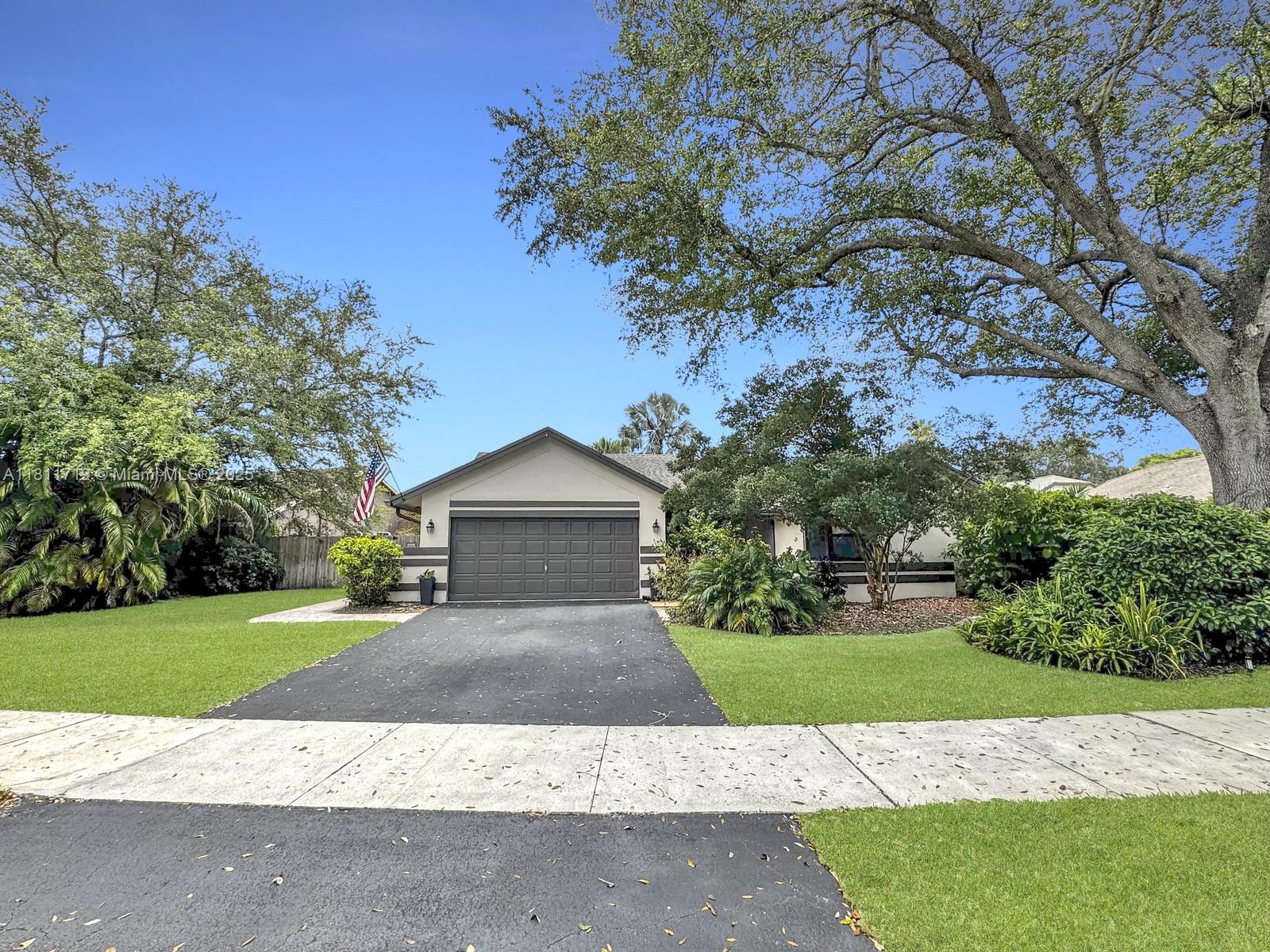 5816 SW 89th Way, Cooper City, Florida image 5