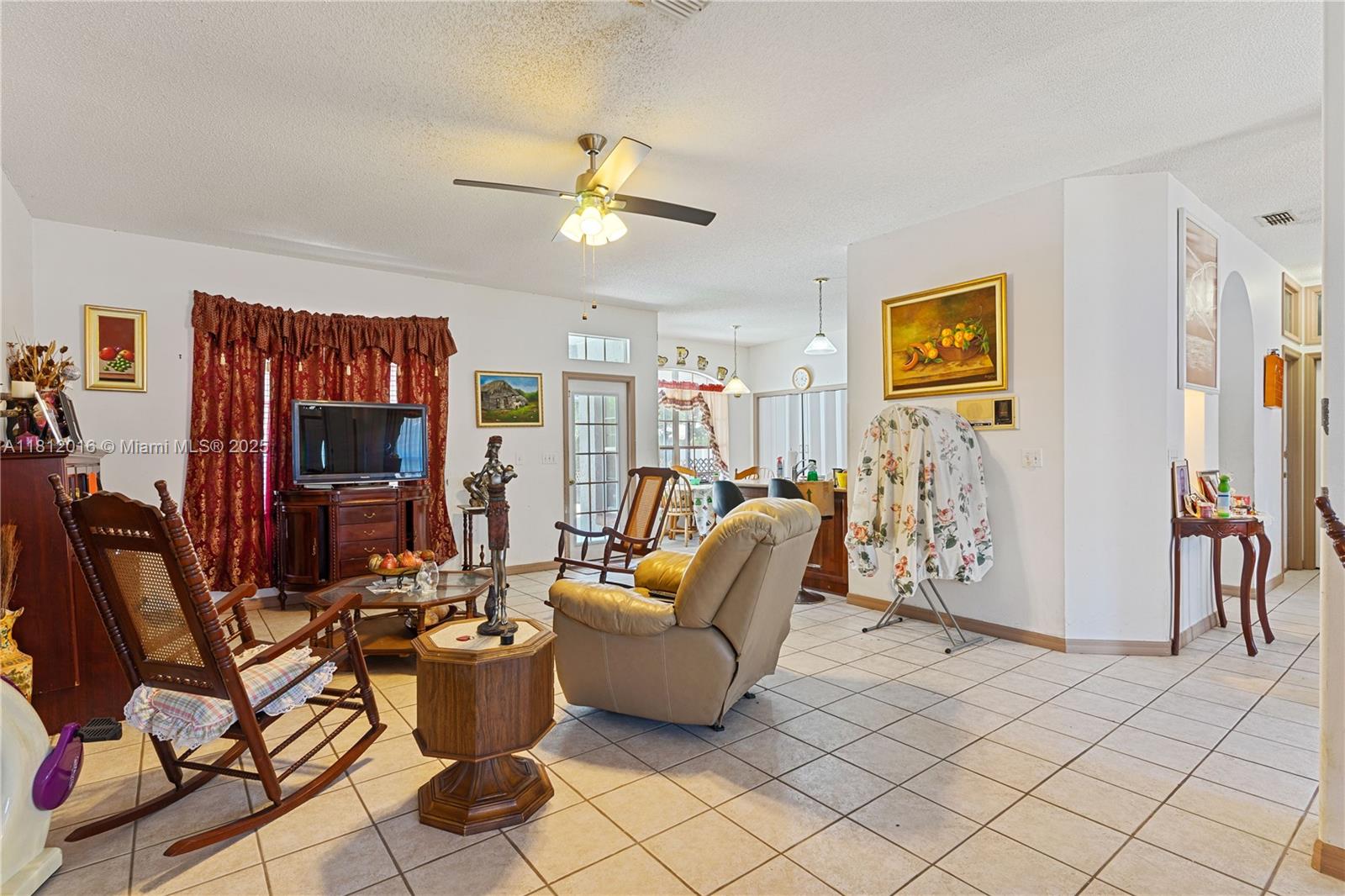 818 N Fairbanks Dr, Deltona, Florida image 14
