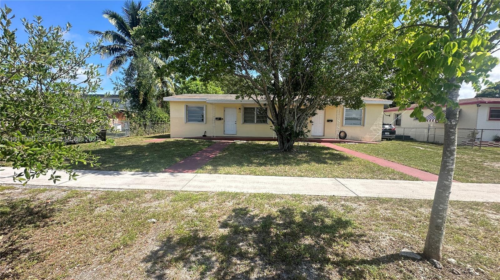 580 NE 139th St, North Miami, Florida image 15