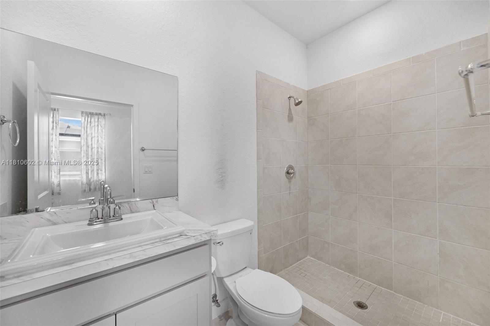 540 NE 5th Ter, Florida City, Florida image 15