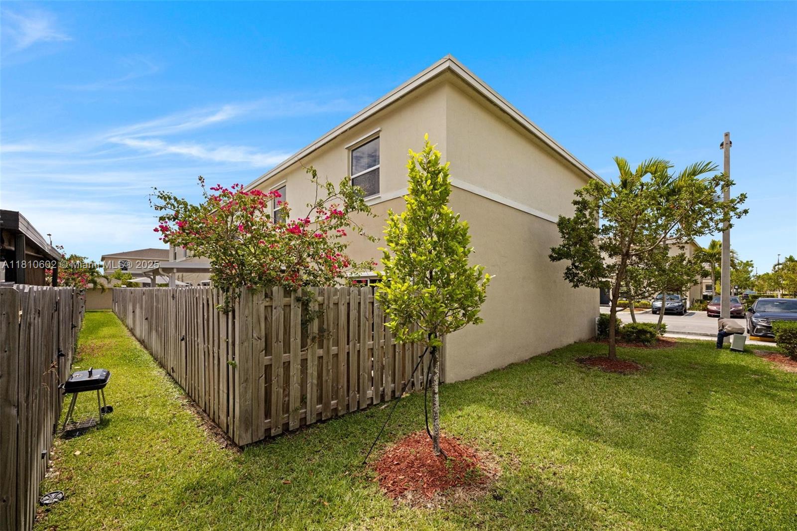 540 NE 5th Ter, Florida City, Florida image 2