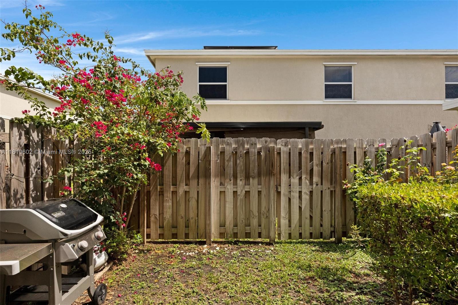 540 NE 5th Ter, Florida City, Florida image 32