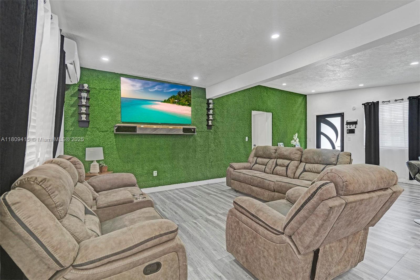 3325 SW 59th Ter, West Park, Florida image 10