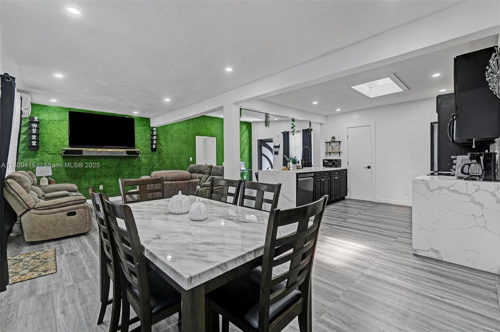 3325 SW 59th Ter, West Park, Florida image 11