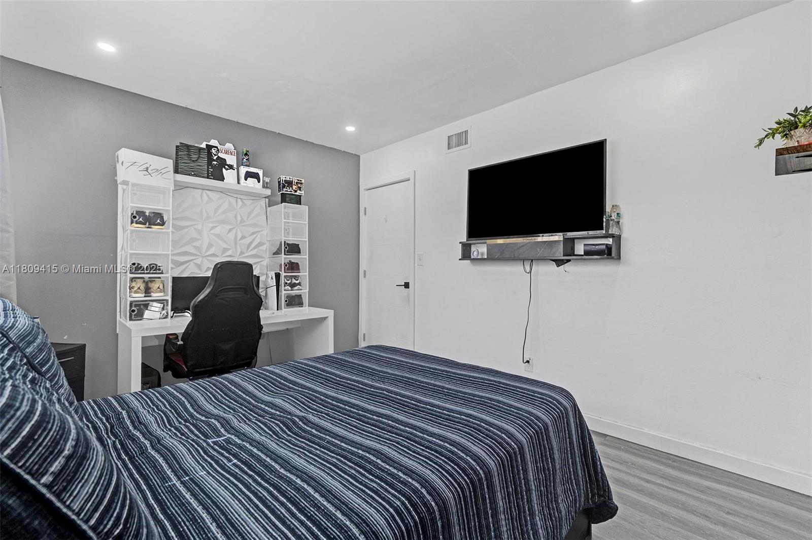 3325 SW 59th Ter, West Park, Florida image 21