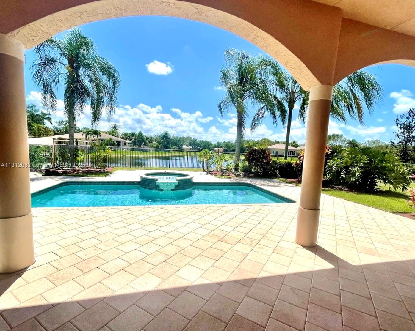 Property photo # 6