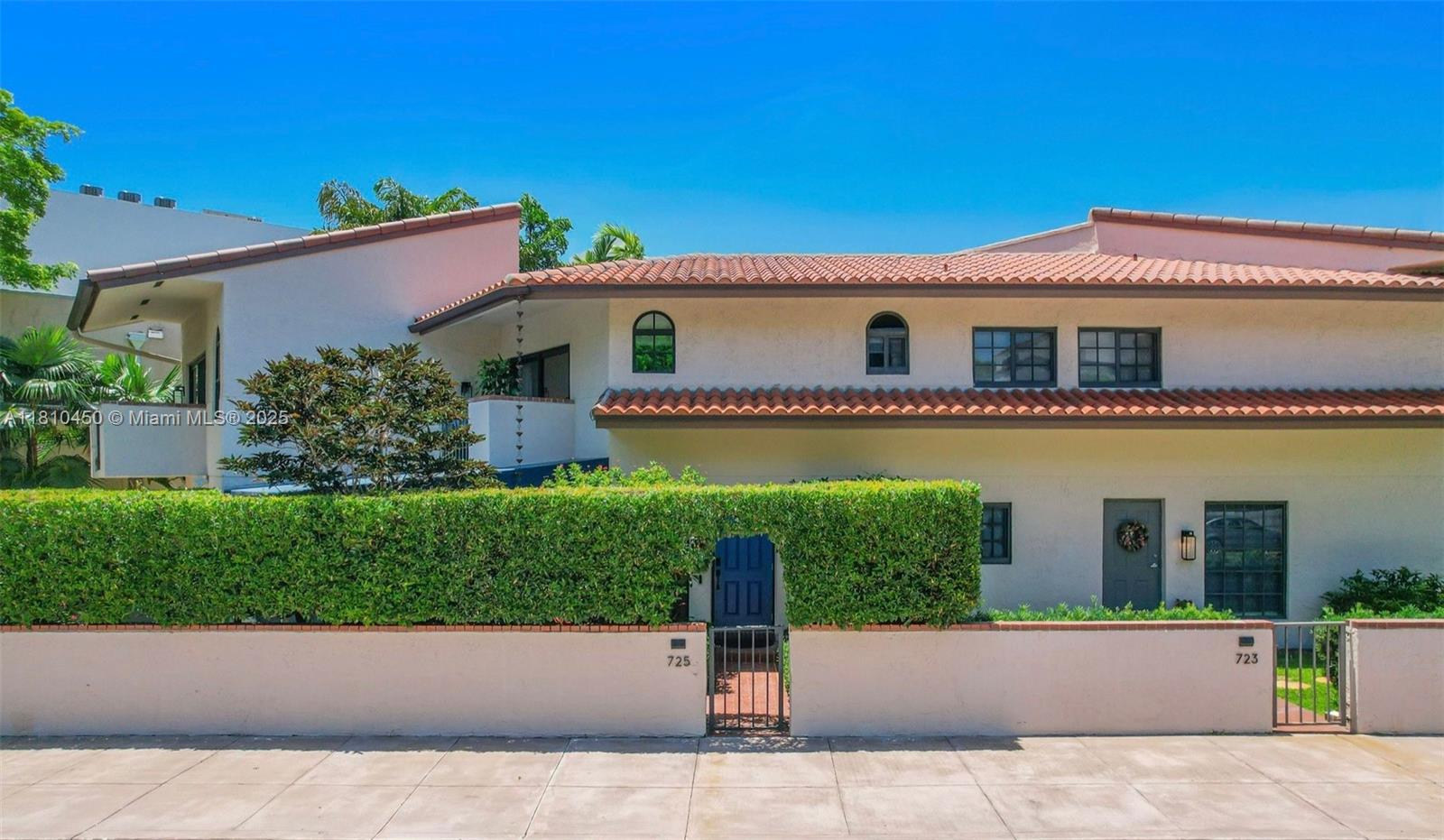 725 Biltmore Ct, Coral Gables, Florida image 2