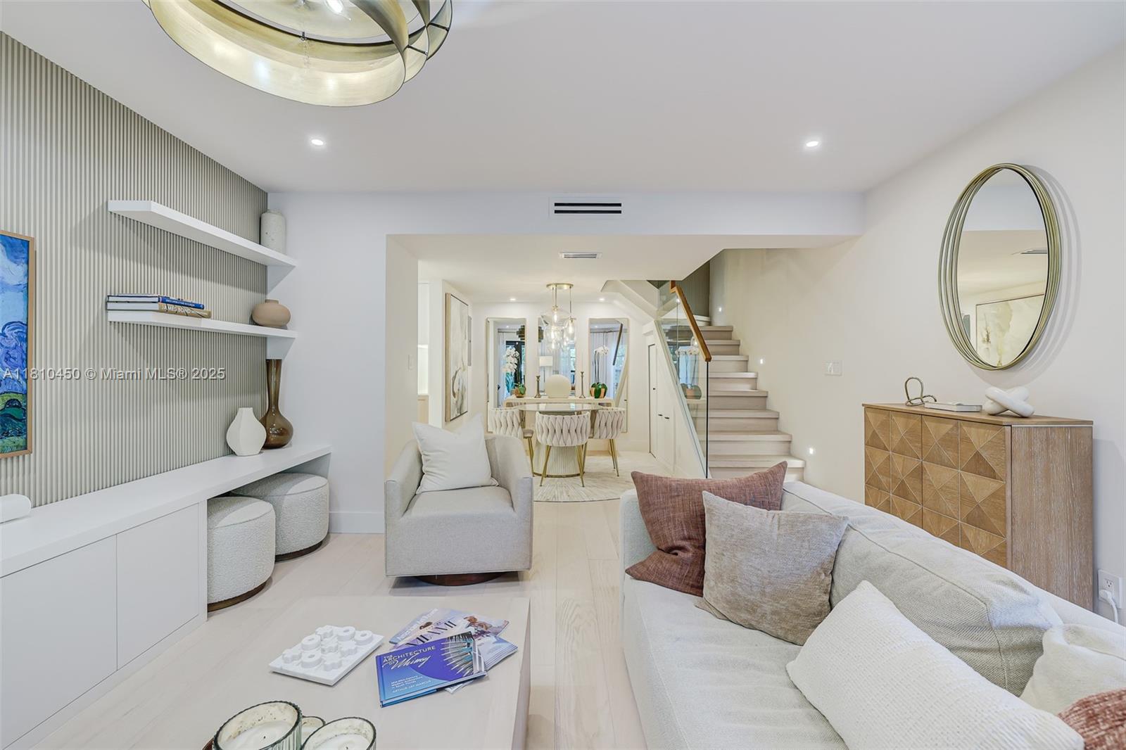 725 Biltmore Ct, Coral Gables, Florida image 7