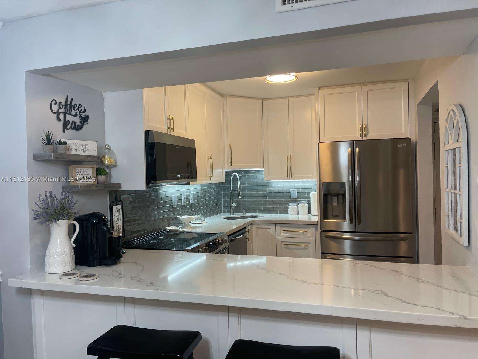 Property photo # 6