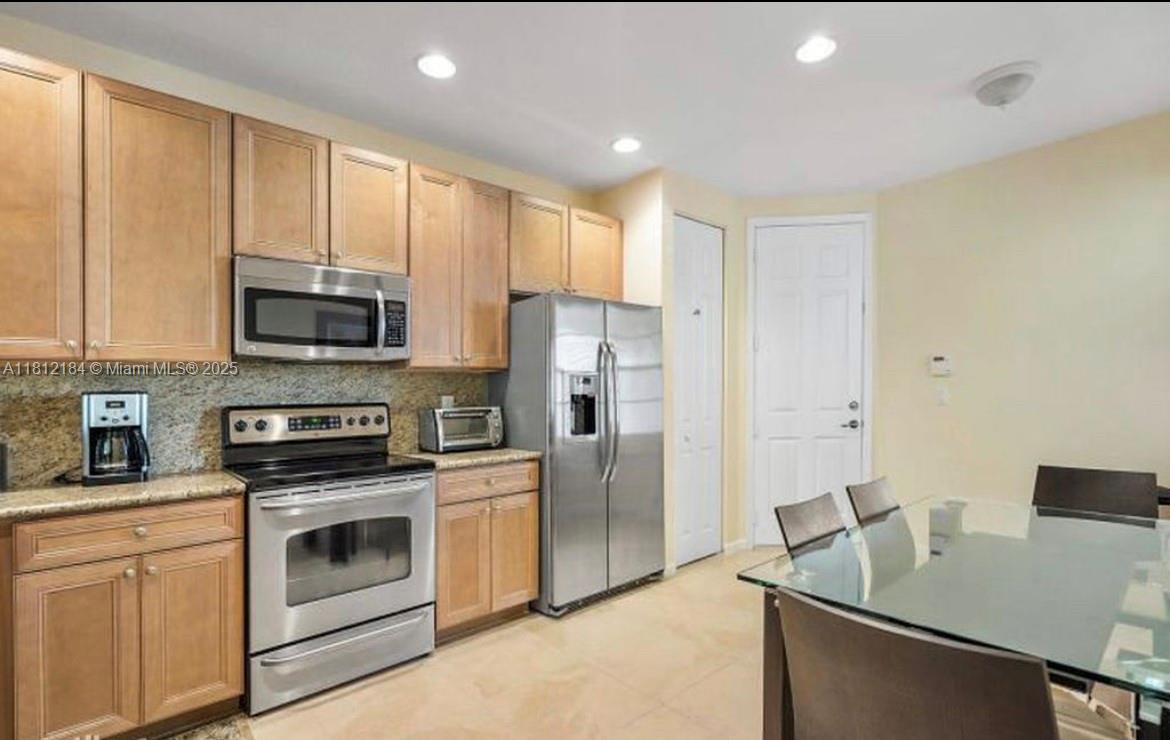 Property photo # 4