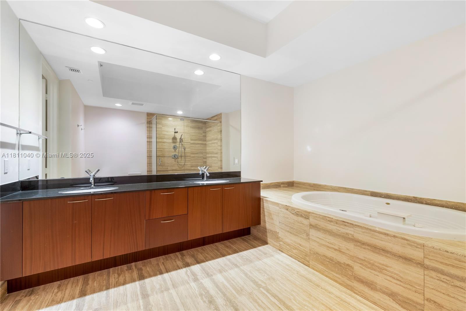 16001 Collins Ave #403, Sunny Isles Beach, Florida image 16