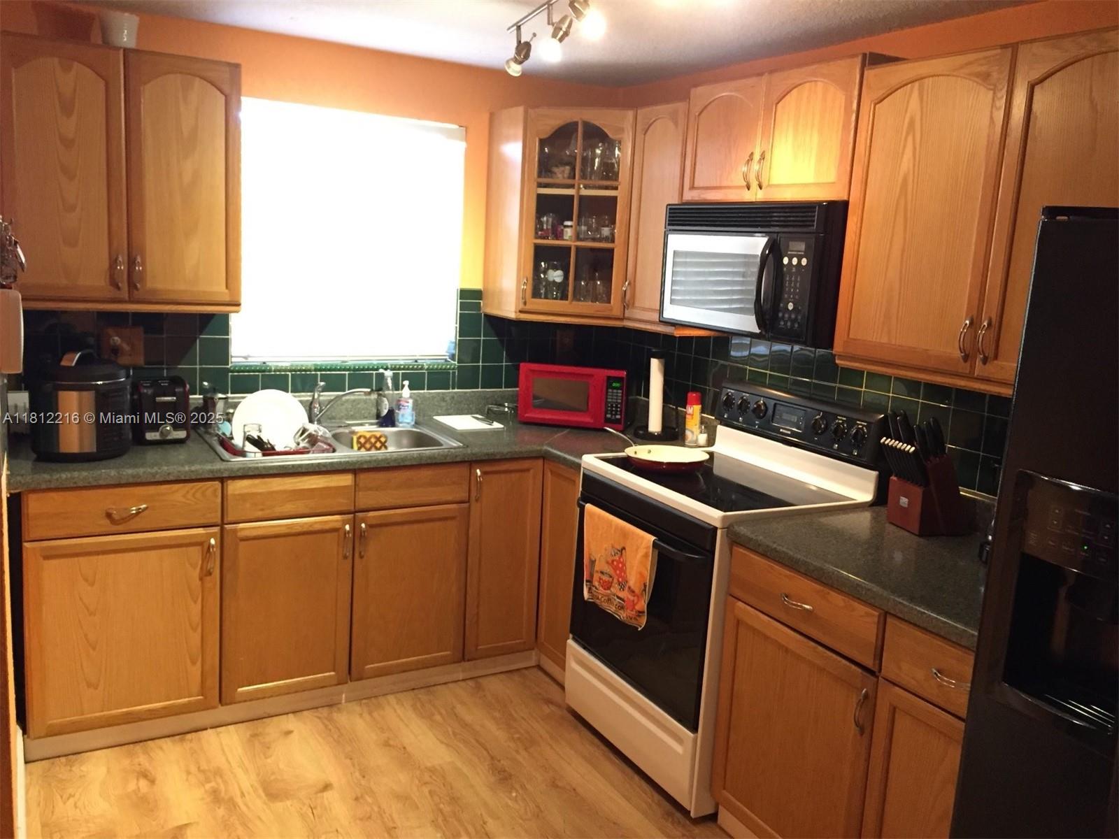 Property photo # 0