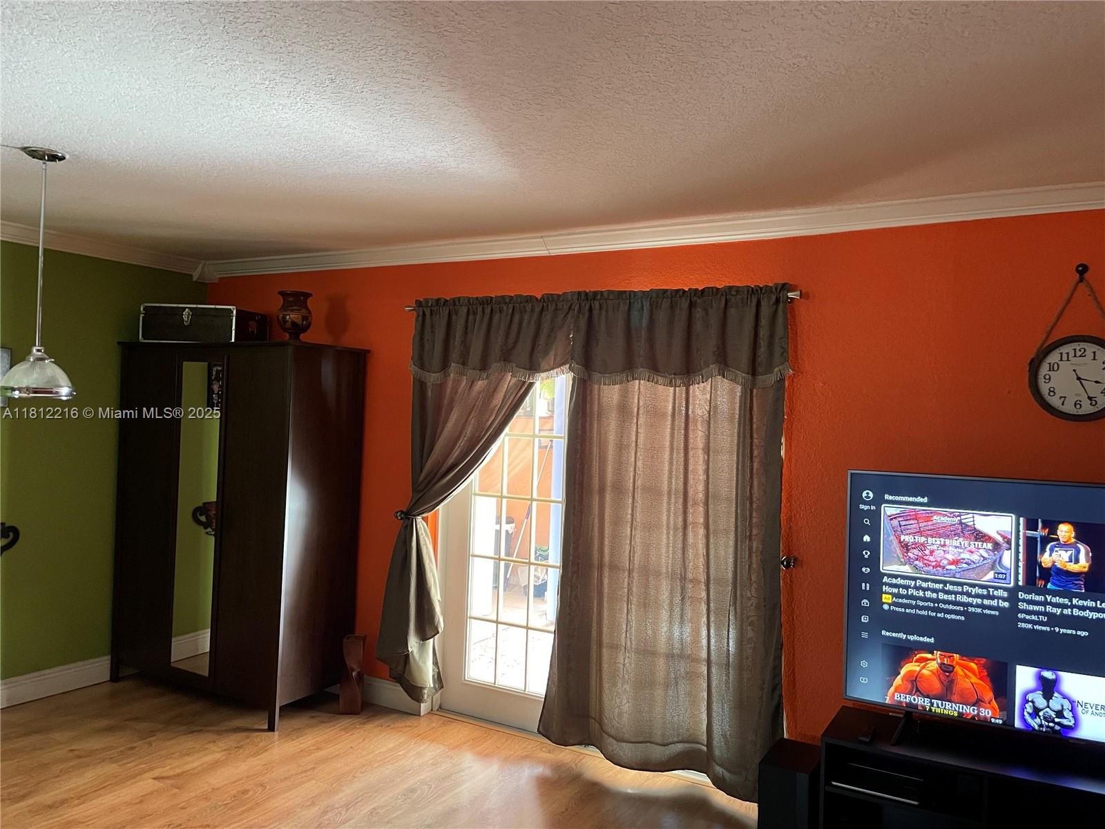 Property photo # 4