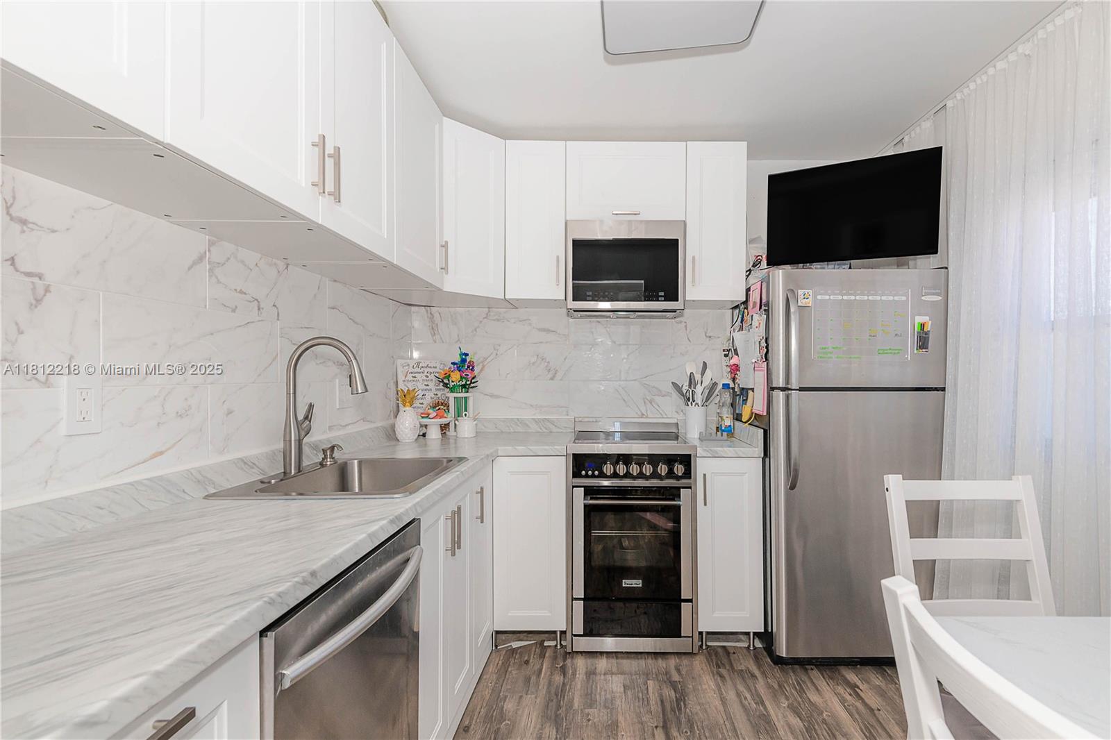 Property photo # 9