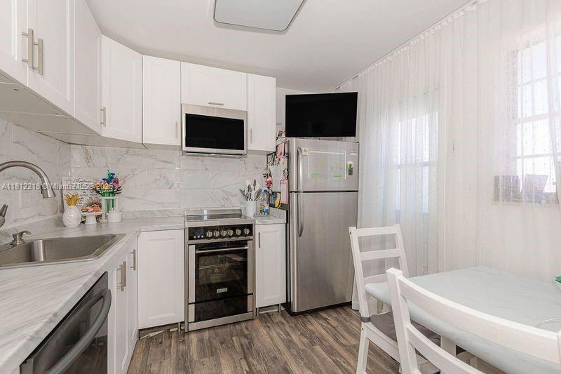 Property photo # 4