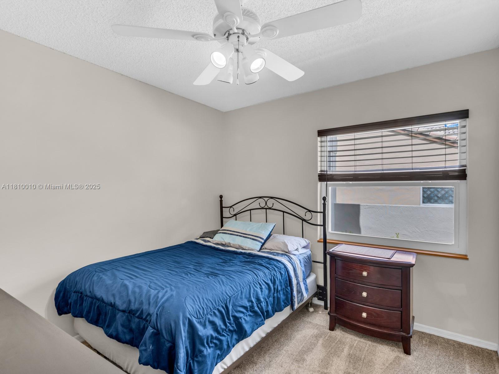18866 NW 1st St, Pembroke Pines, Florida image 33