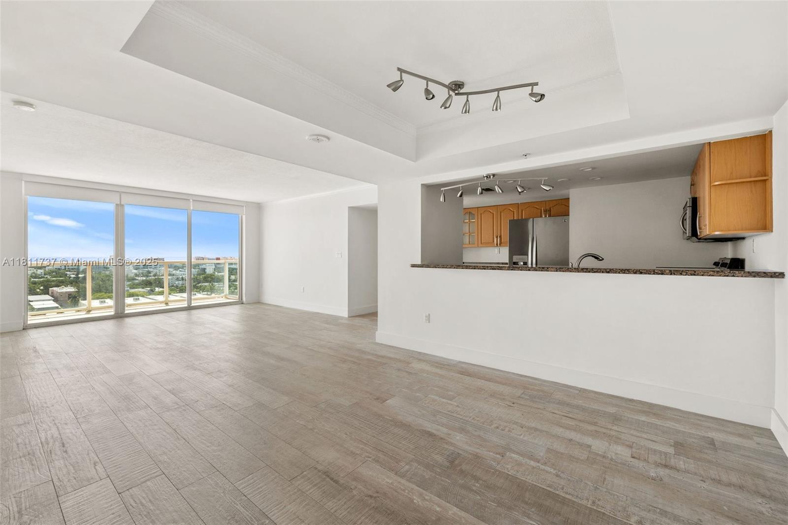 Property photo # 9