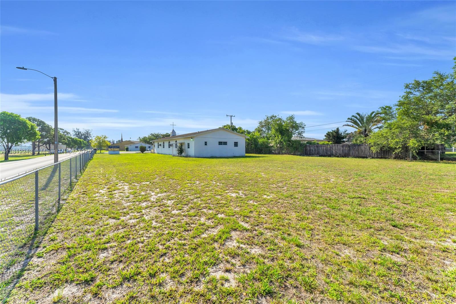 3480 NW 215th St, Miami Gardens, Florida image 5