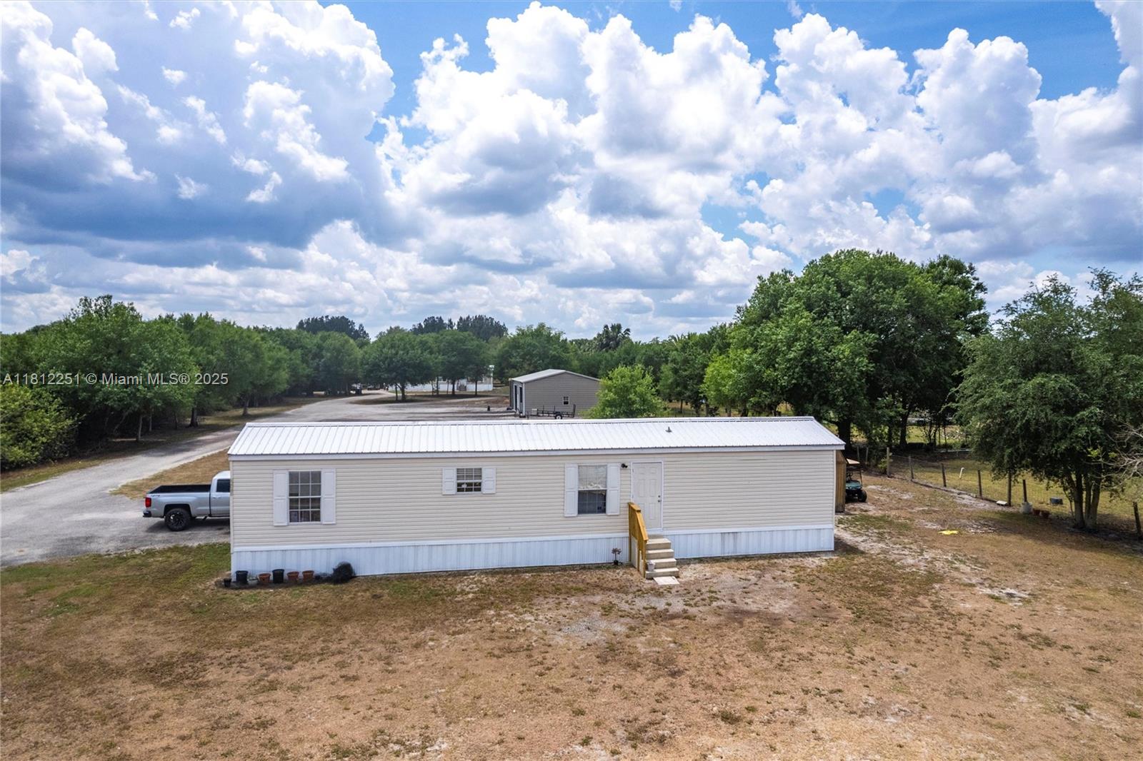 216 Klipatrick Road, Clewiston, Florida image 1