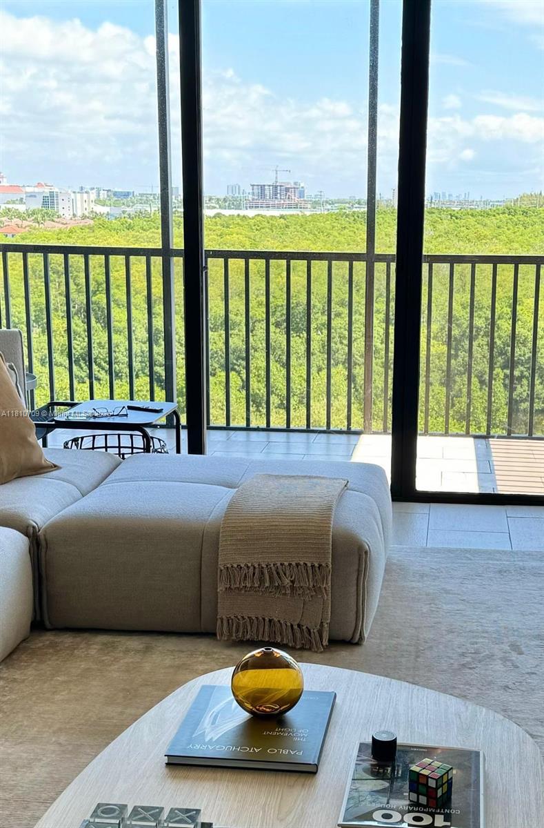 3375 N Country Club Dr #701, Aventura, Florida image 13