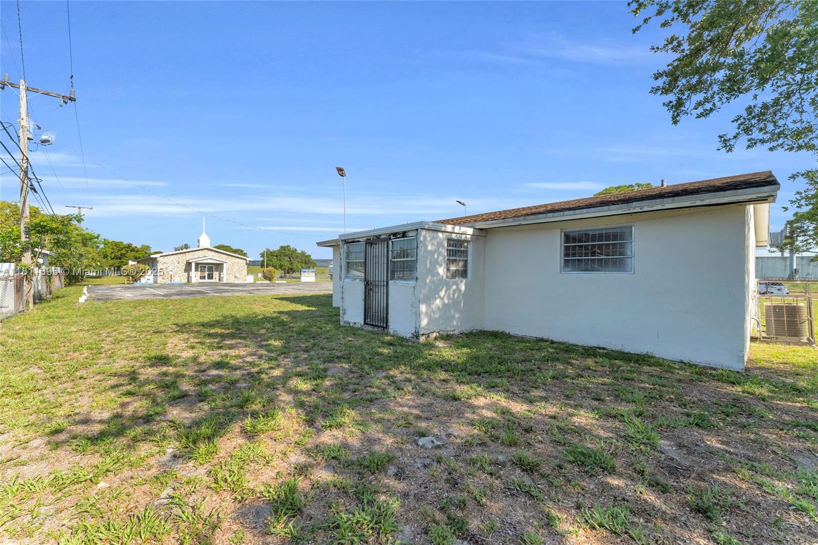 3420 NW 215th St, Miami Gardens, Florida image 16