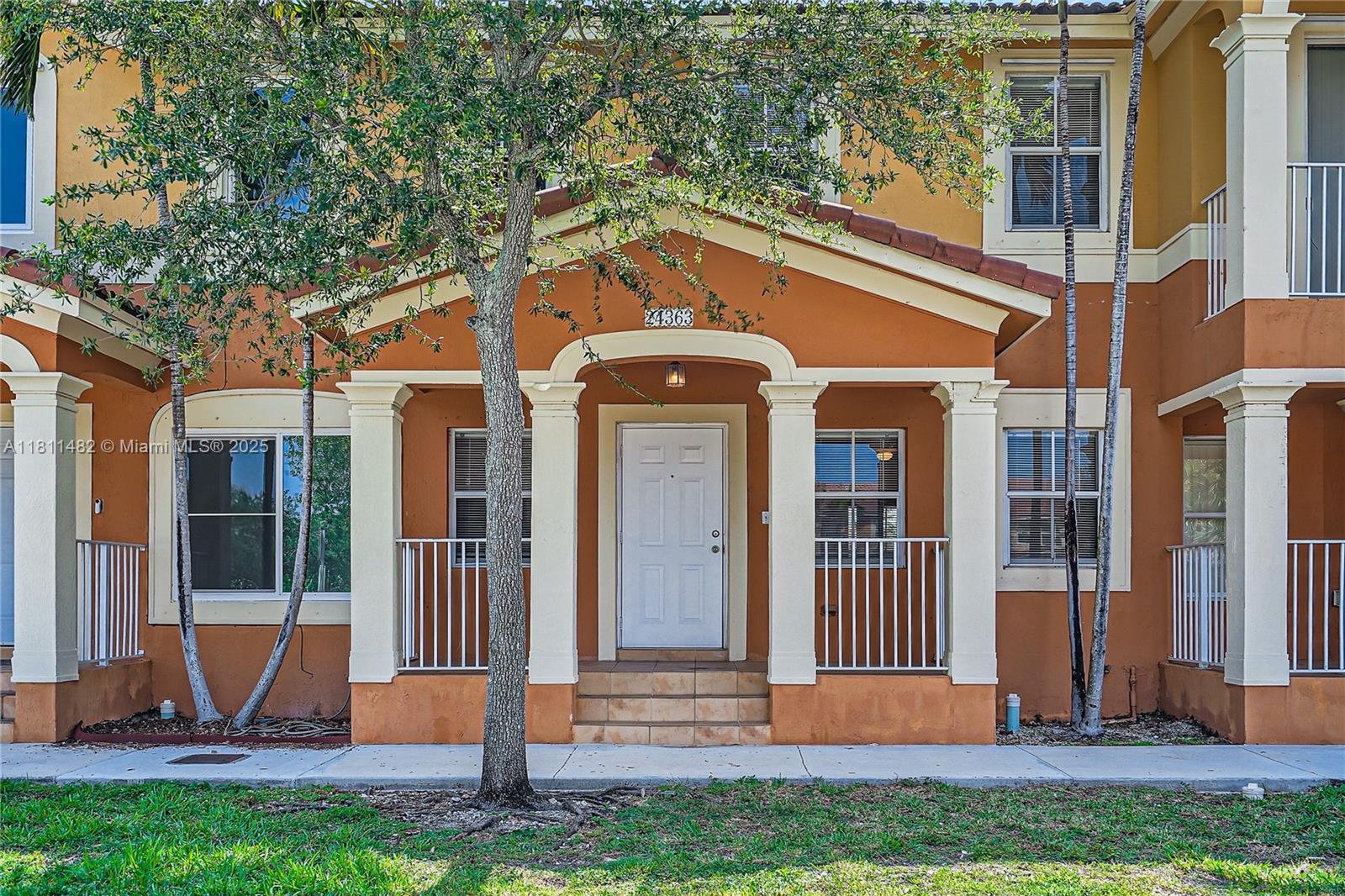 24363 SW 109th Ave, Homestead, Florida image 1