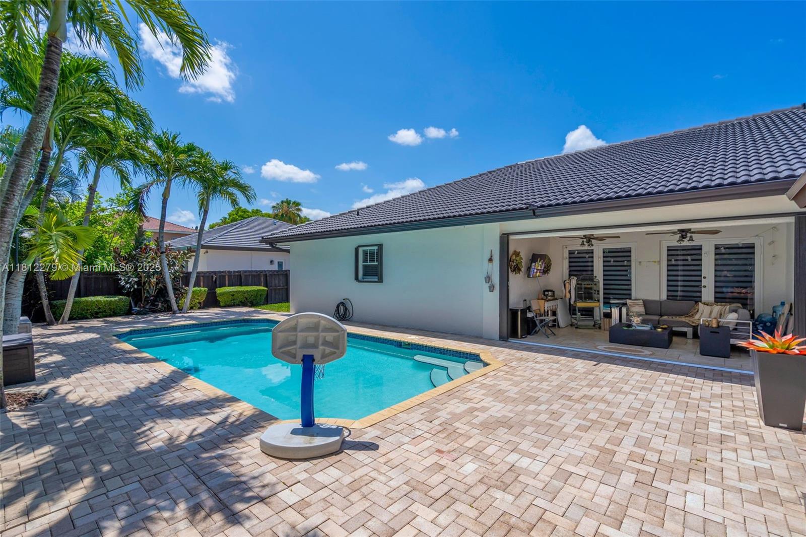 15760 SW 45th St, Miami, Florida image 39