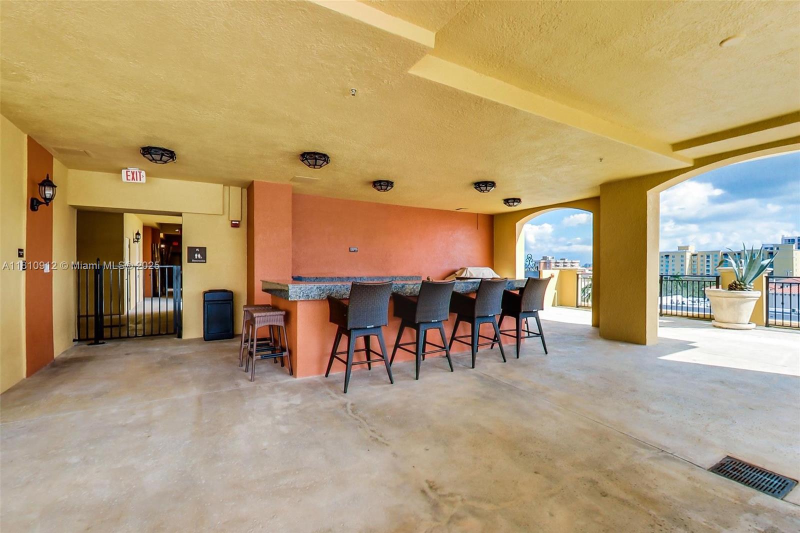 1607 Ponce De Leon Blvd #12E, Coral Gables, Florida image 14