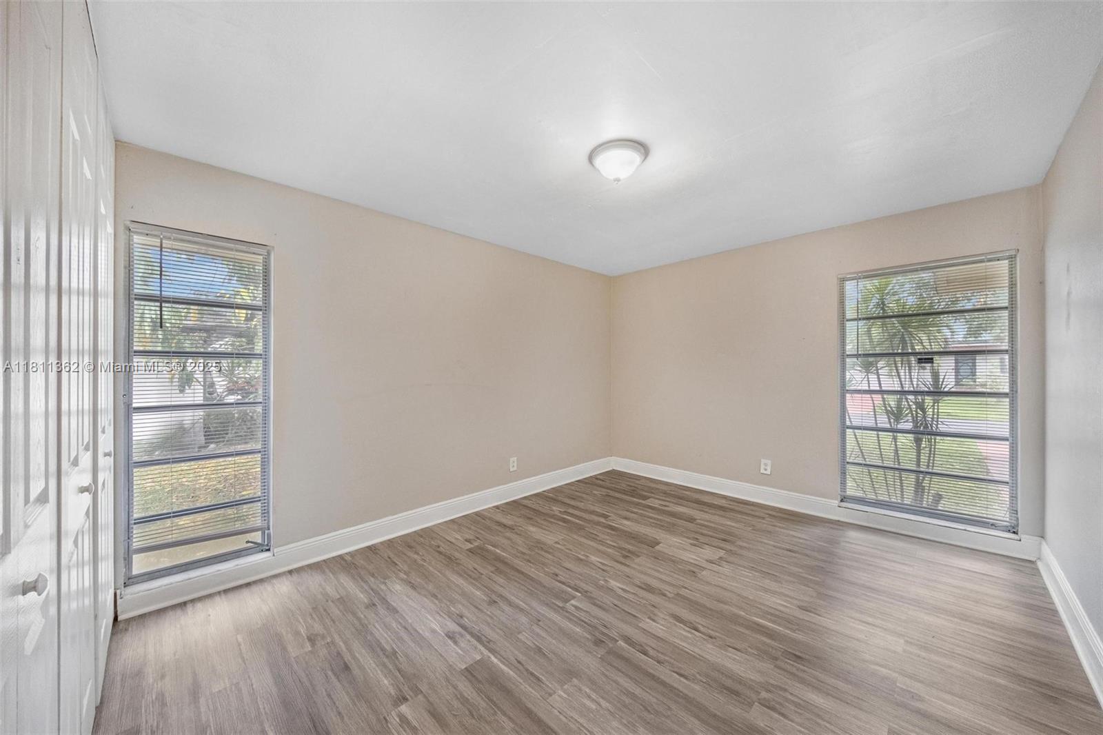 7019 NW 63rd St, Tamarac, Florida image 3