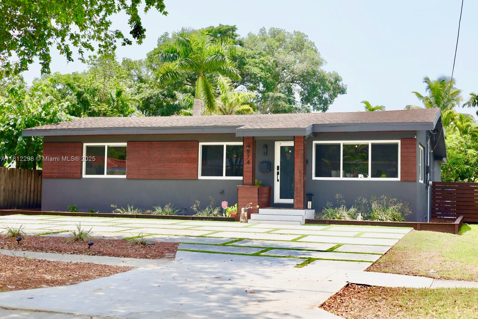 974 NE 145th St, North Miami, Florida image 1