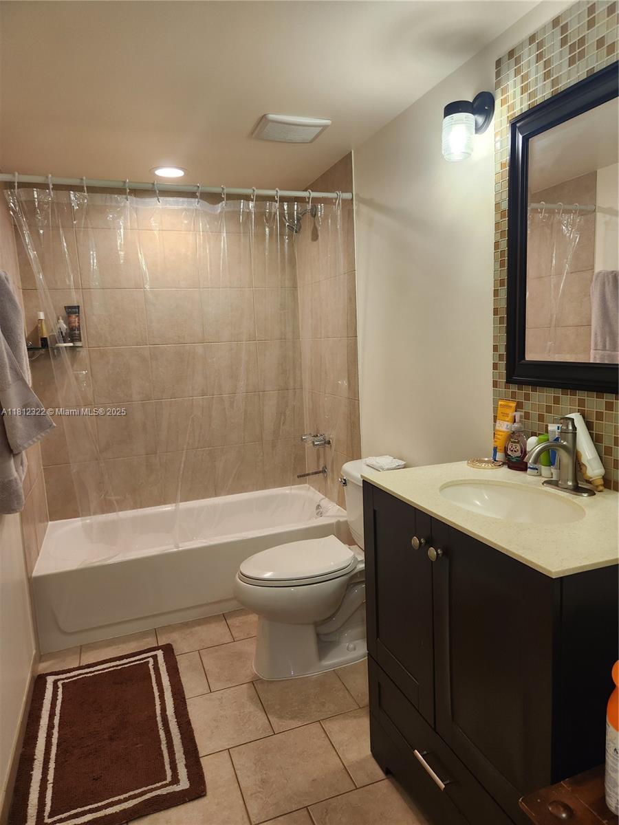 Residential, Coral Springs, Florida image 11