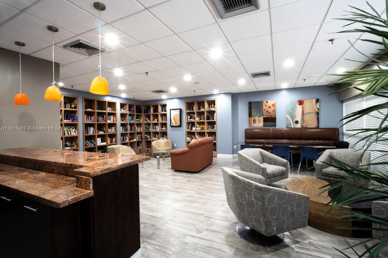 850 N Miami Ave W-1903