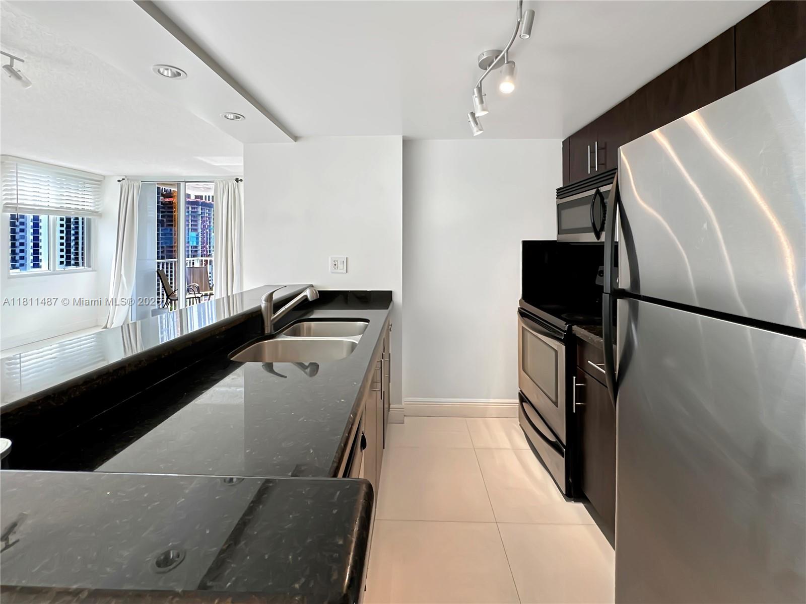 850 N Miami Ave W-1903