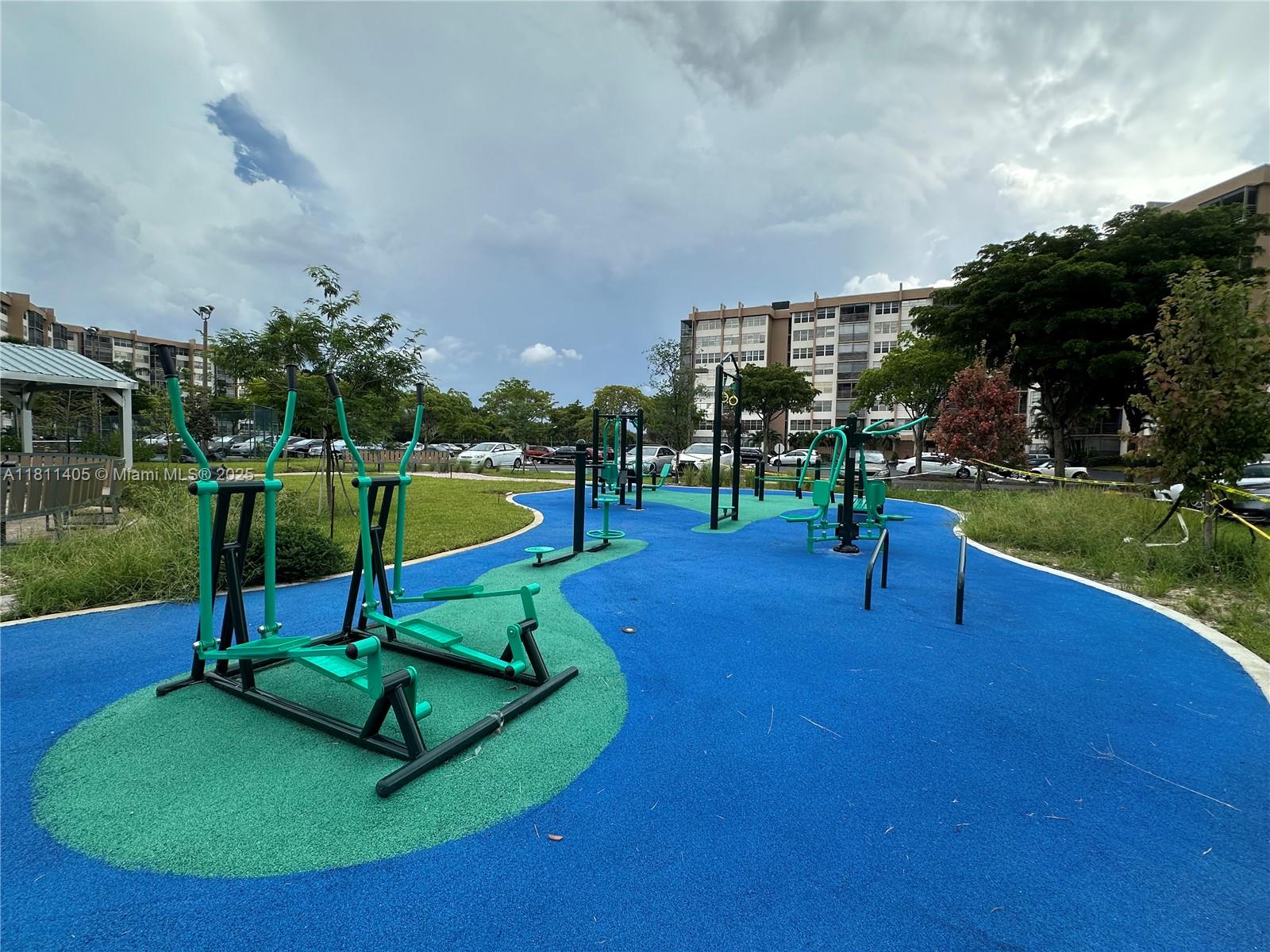 1100 NW Saint Charles Pl #411, Pembroke Pines, Florida image 37