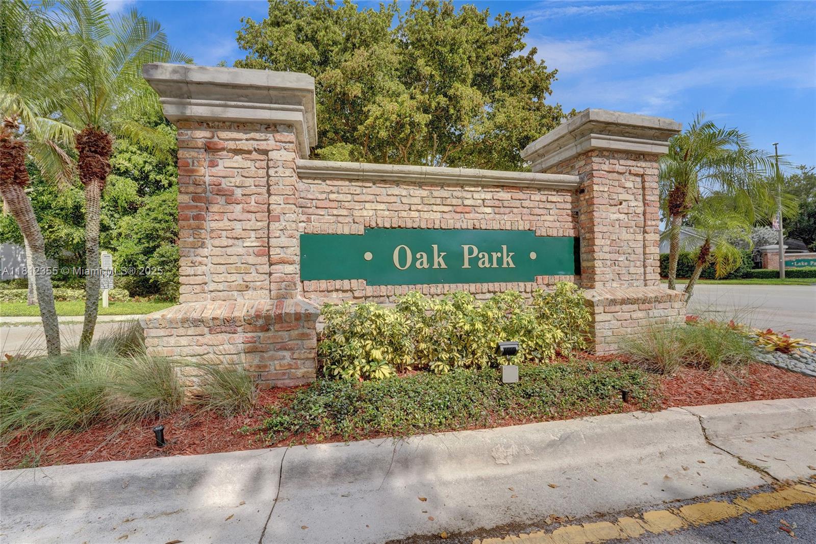 2791 Oak Park Cir, Davie, Florida image 49