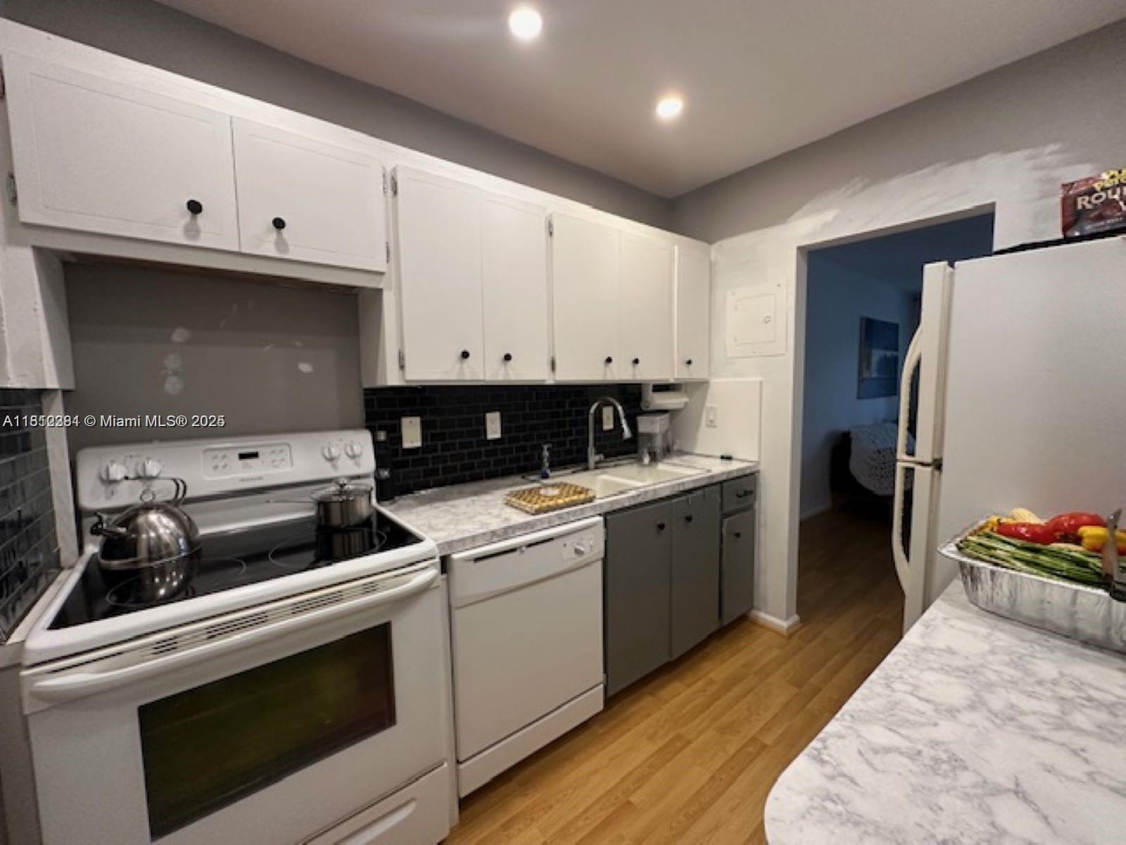2181 NE 67th St #628, Fort Lauderdale, Florida image 3