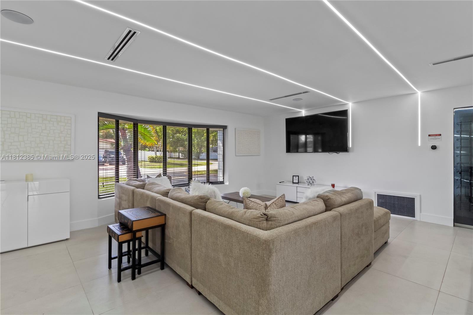 5131 Monroe St, Hollywood, Florida image 20
