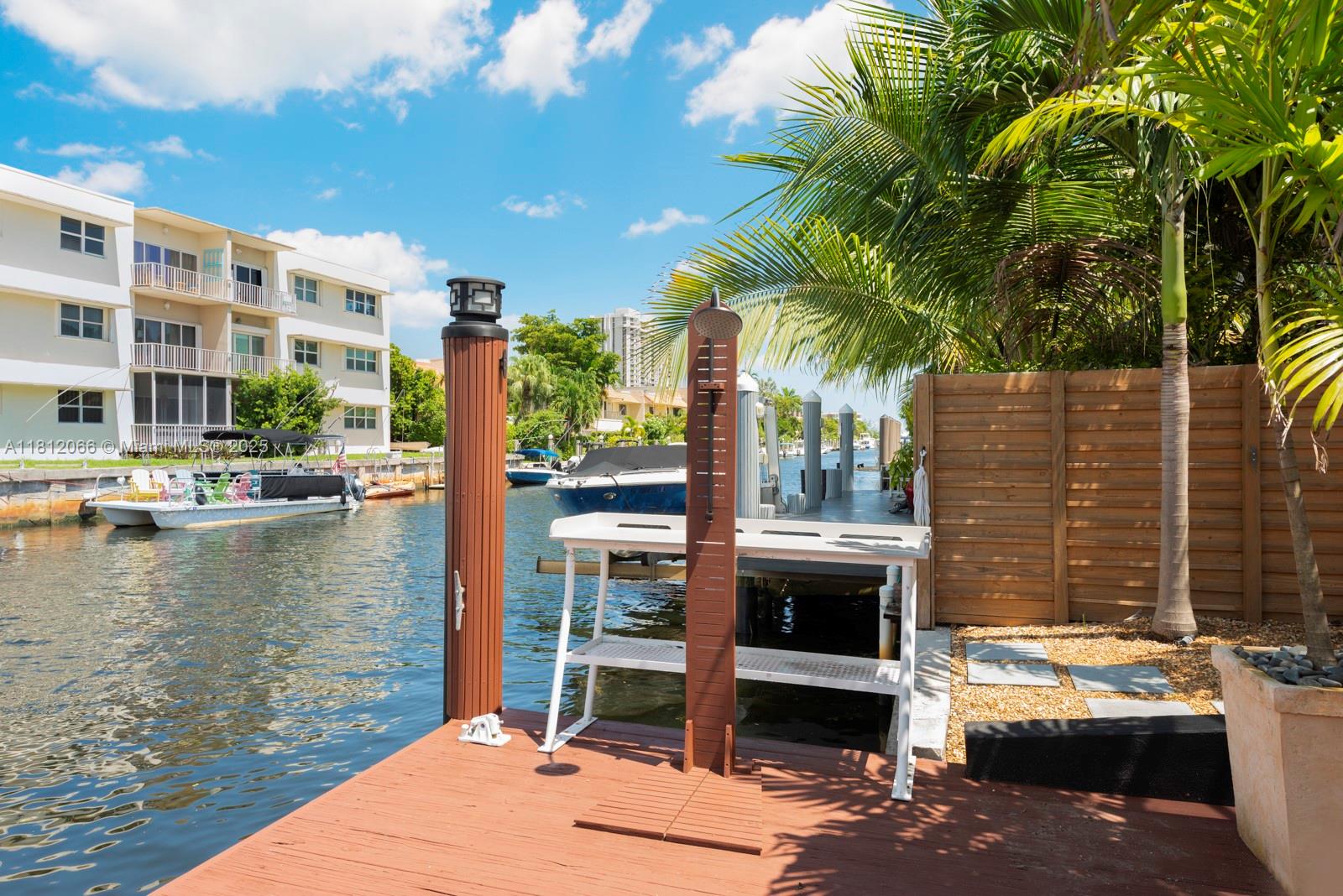 1343 NE 104th St, Miami Shores, Florida image 41
