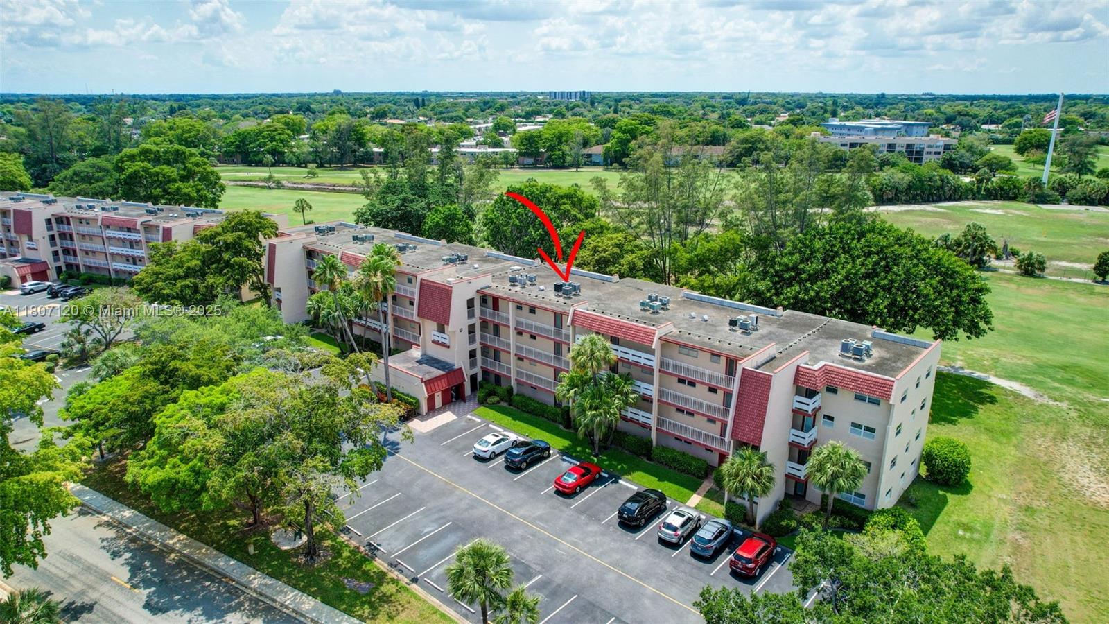 1055 Country Club Dr #406, Margate, Florida image 2