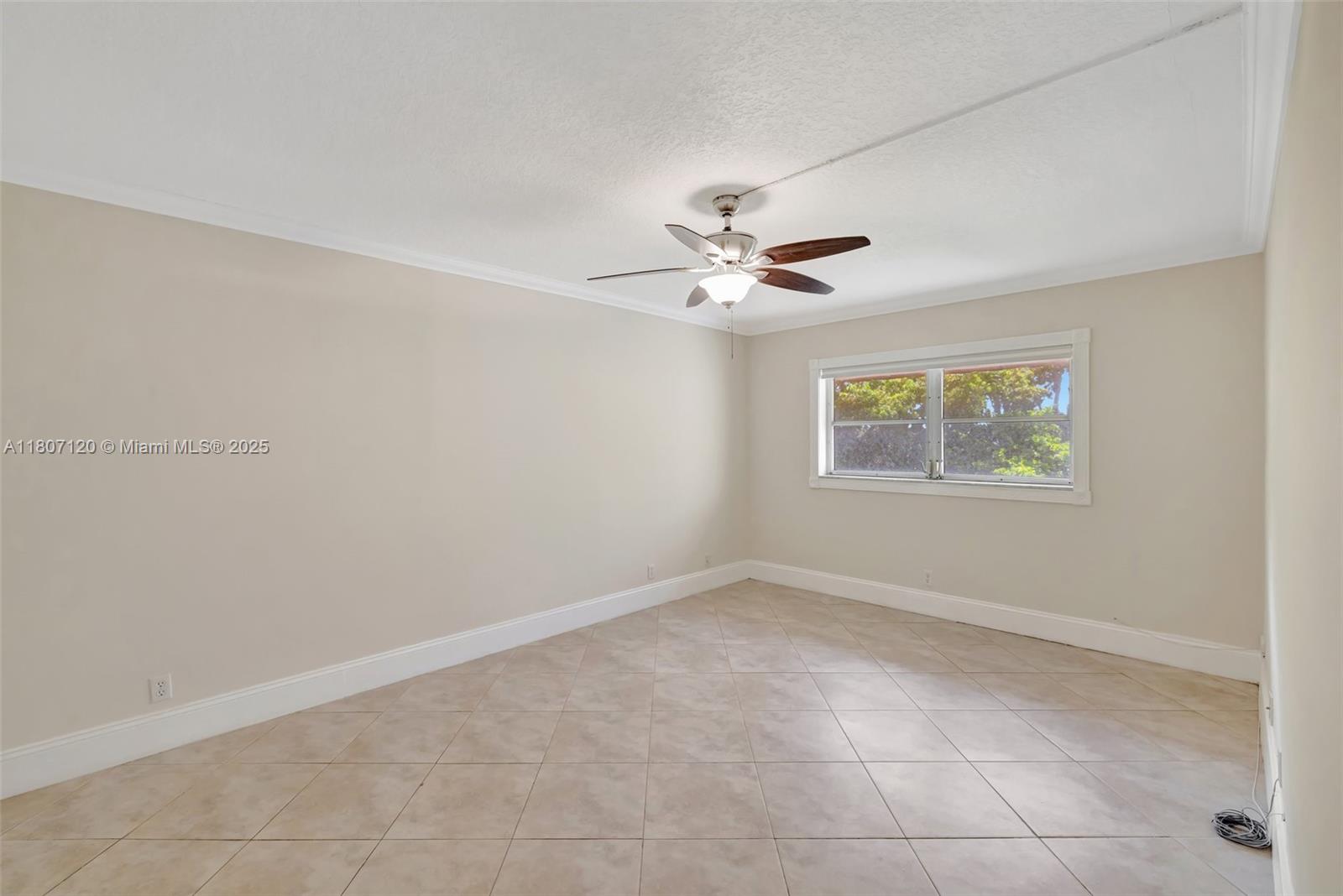 1055 Country Club Dr #406, Margate, Florida image 20