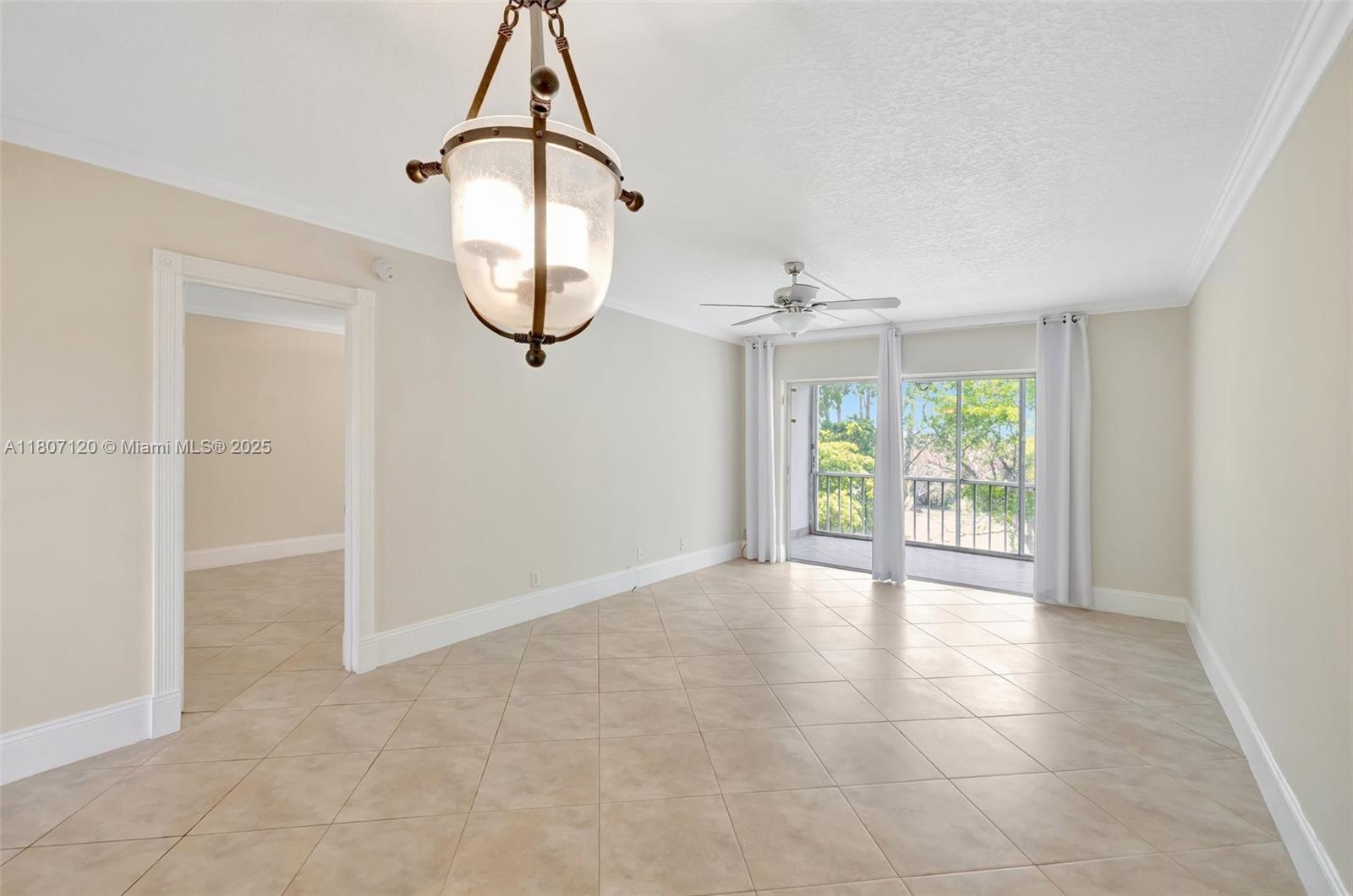 1055 Country Club Dr #406, Margate, Florida image 5