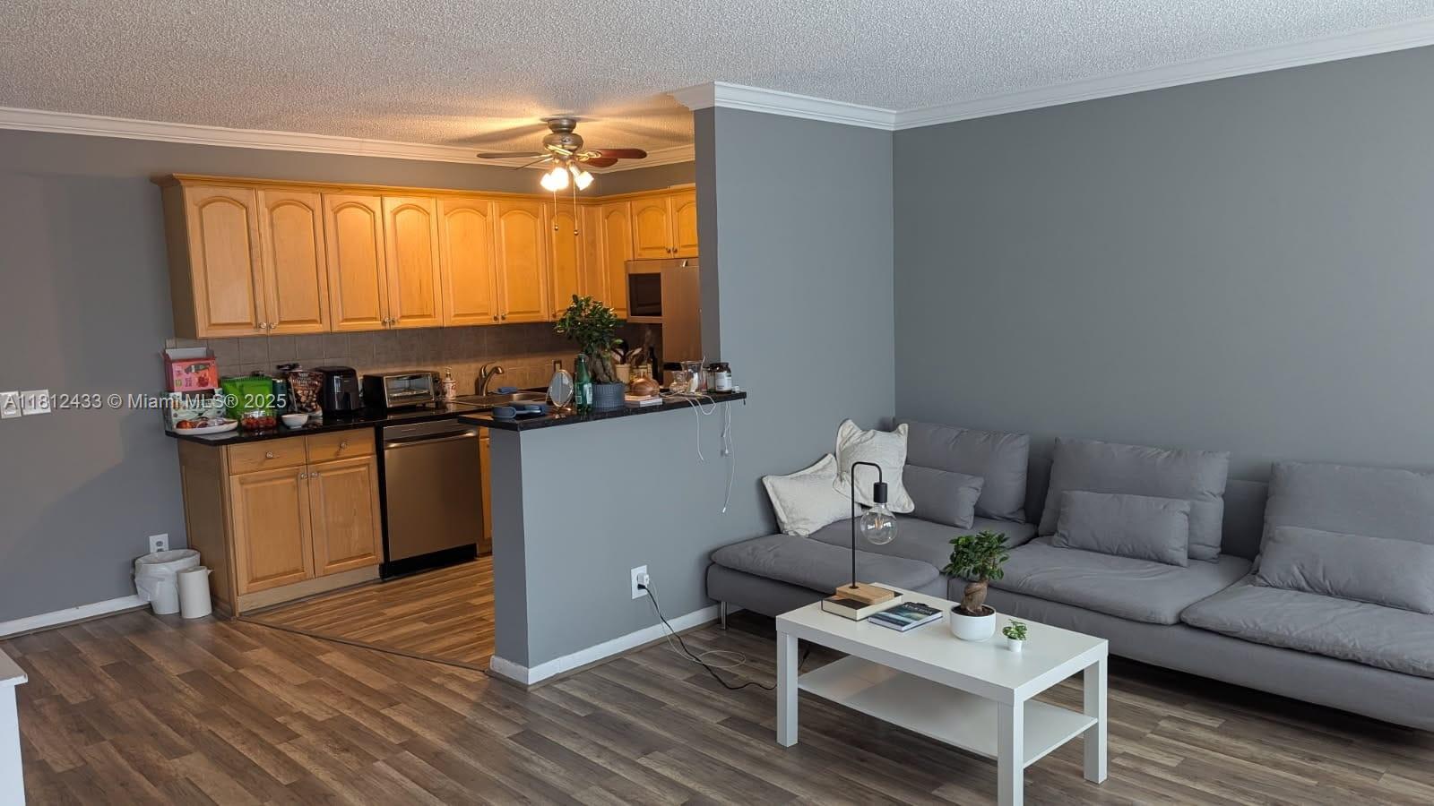 Property photo # 0