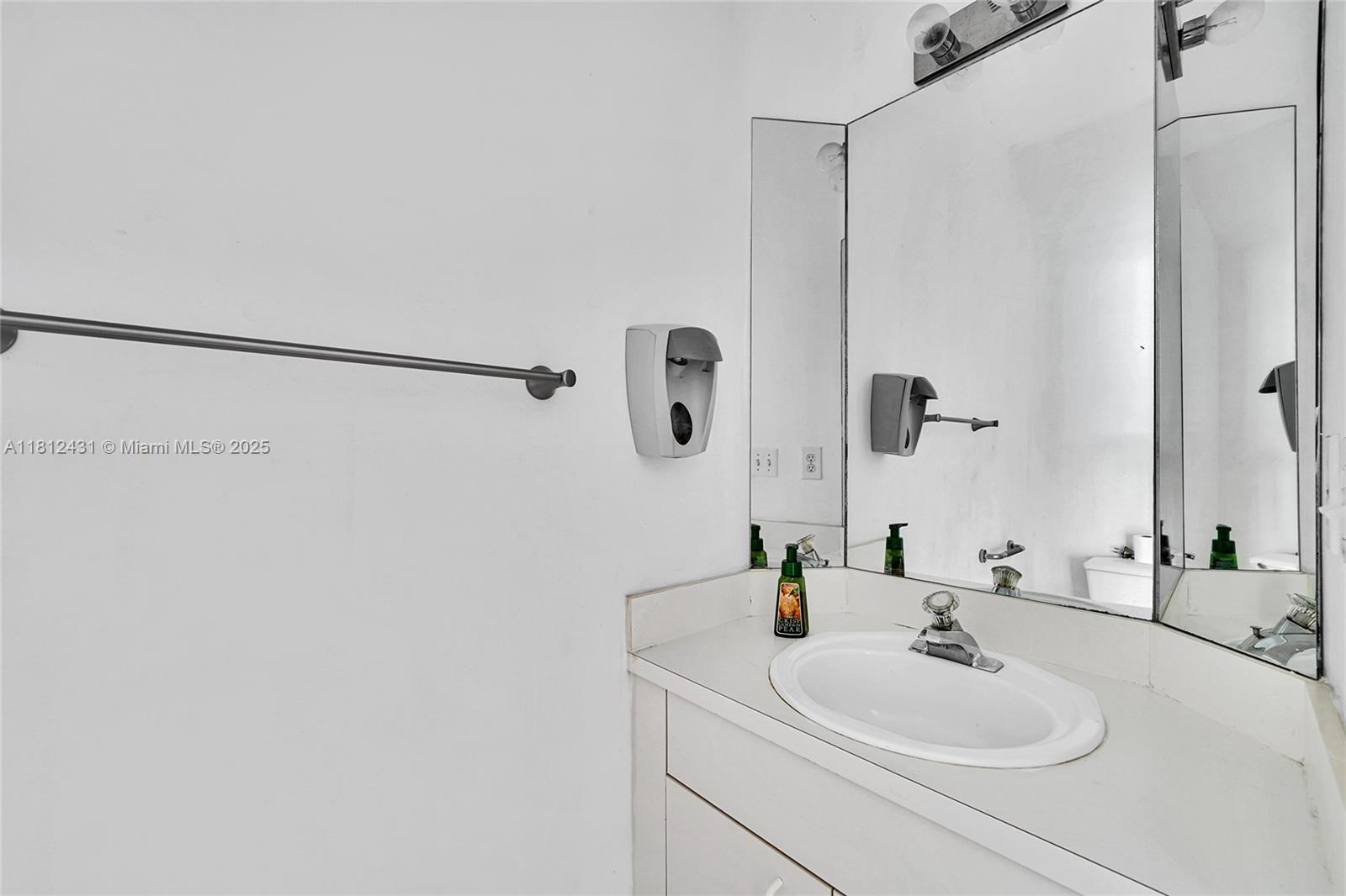 12106 SW 2nd St, Pembroke Pines, Florida image 12