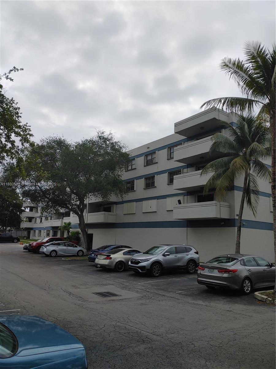 1891 N 61st Ave #B206, Hollywood, Florida image 2