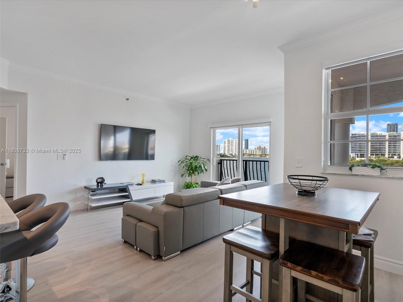 Property photo # 8