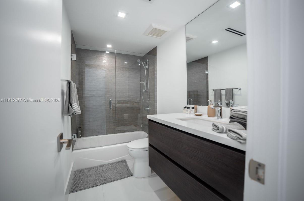 5600 Collins Ave #14K, Miami Beach, Florida image 13