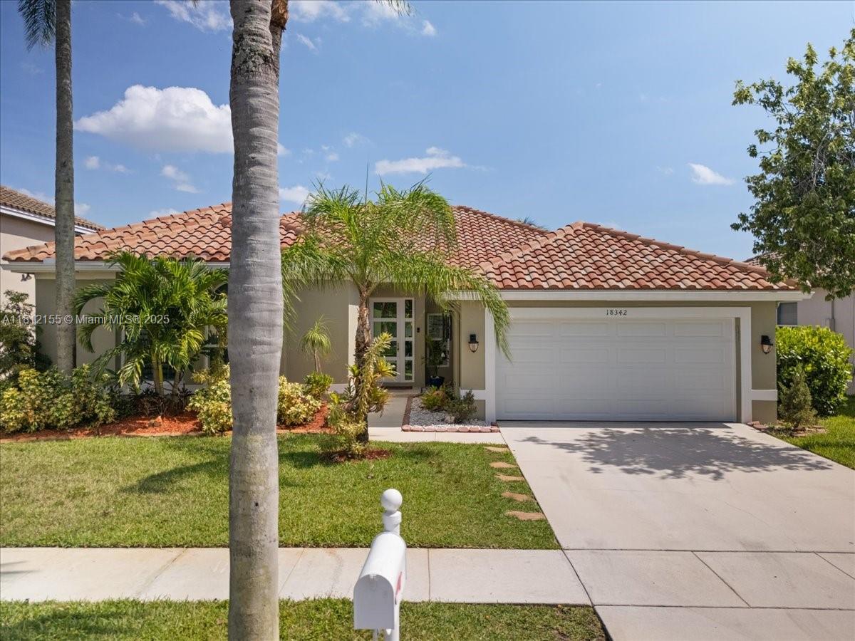 18342 NW 11th St, Pembroke Pines, Florida image 2
