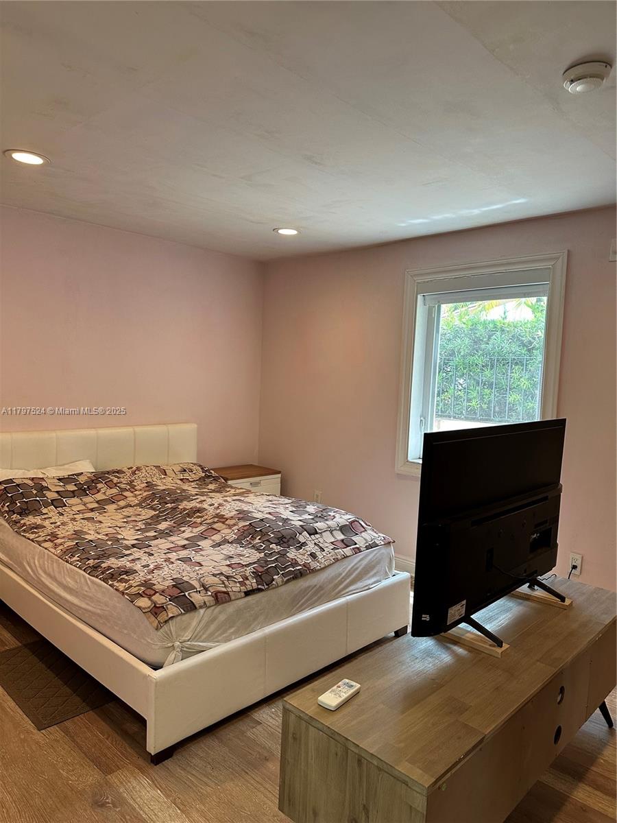 1433 Santa Cruz Ave, Coral Gables, Florida image 21