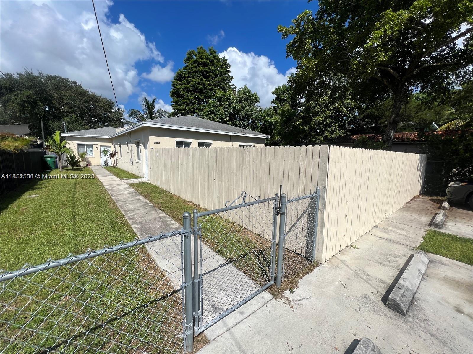 Property photo # 0