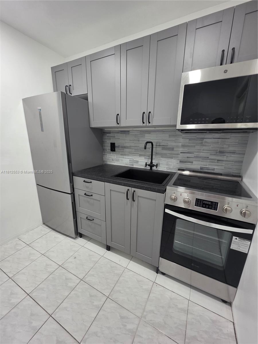 Property photo # 3